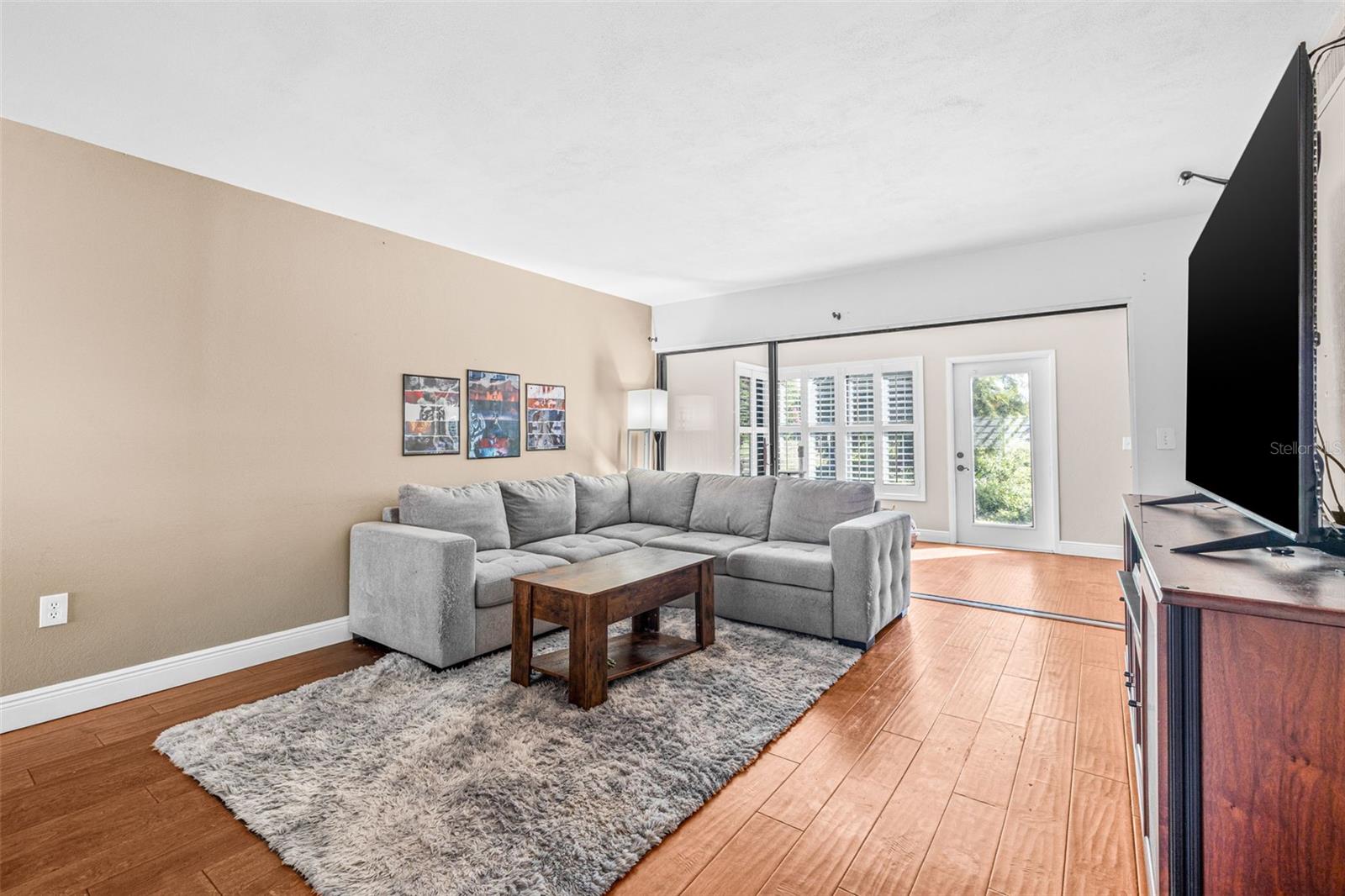 Image 3 of 23 For 13509 Palmwood Lane