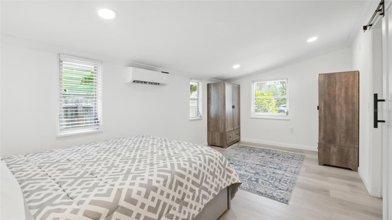 Image 16 of 41 For 3025 56th Street S