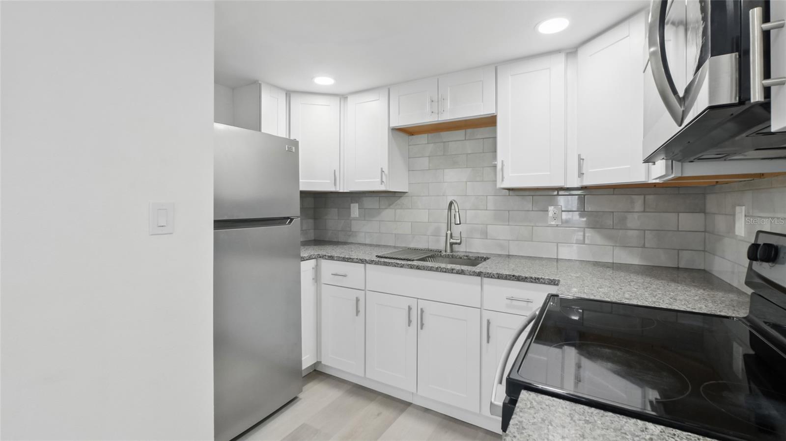 Image 25 of 41 For 3025 56th Street S