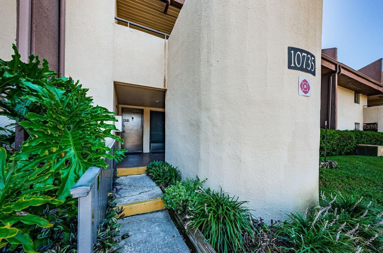 Details for 10735 Village Club Circle N 104, ST PETERSBURG, FL 33716