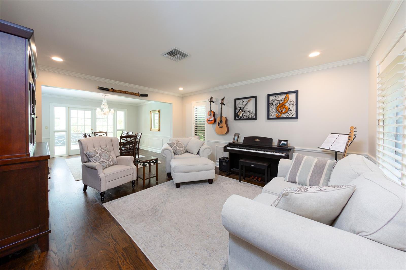 Image 21 of 40 For 2813 Anderson Drive S