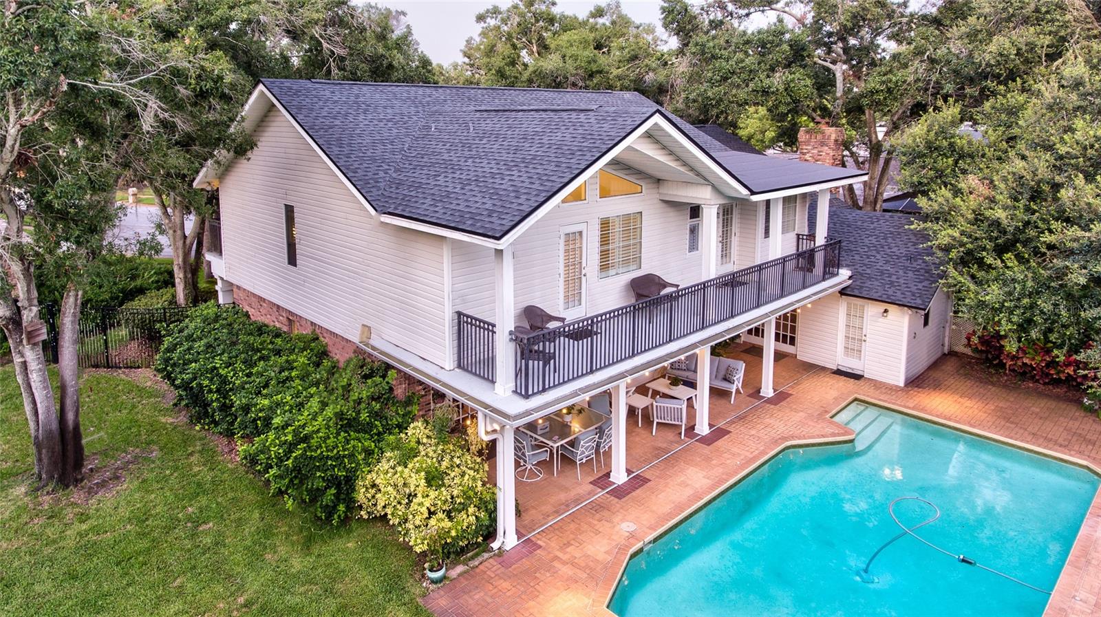 Image 4 of 40 For 2813 Anderson Drive S