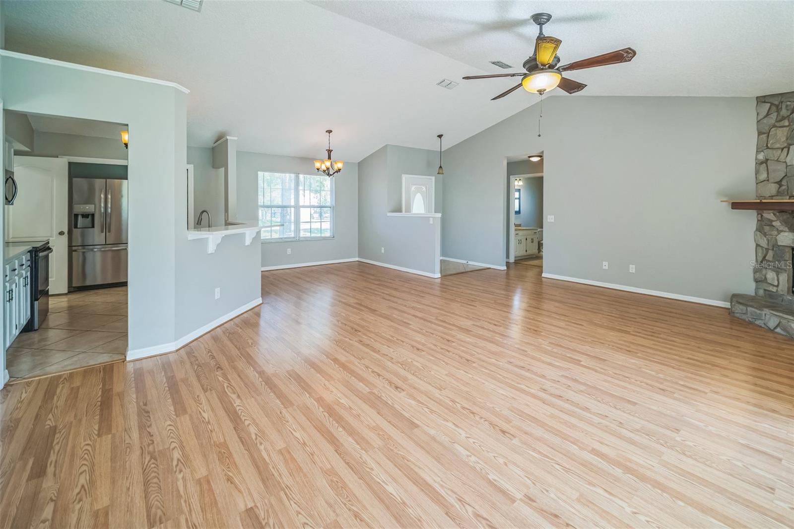Image 10 of 30 For 4024 White Pine Lane