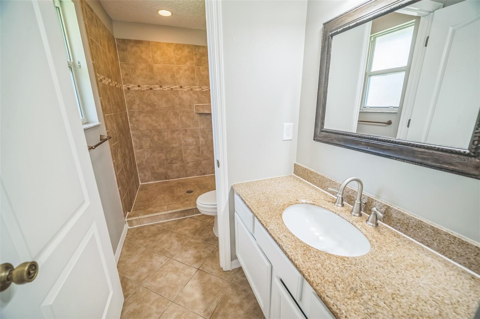 Image 22 of 30 For 4024 White Pine Lane