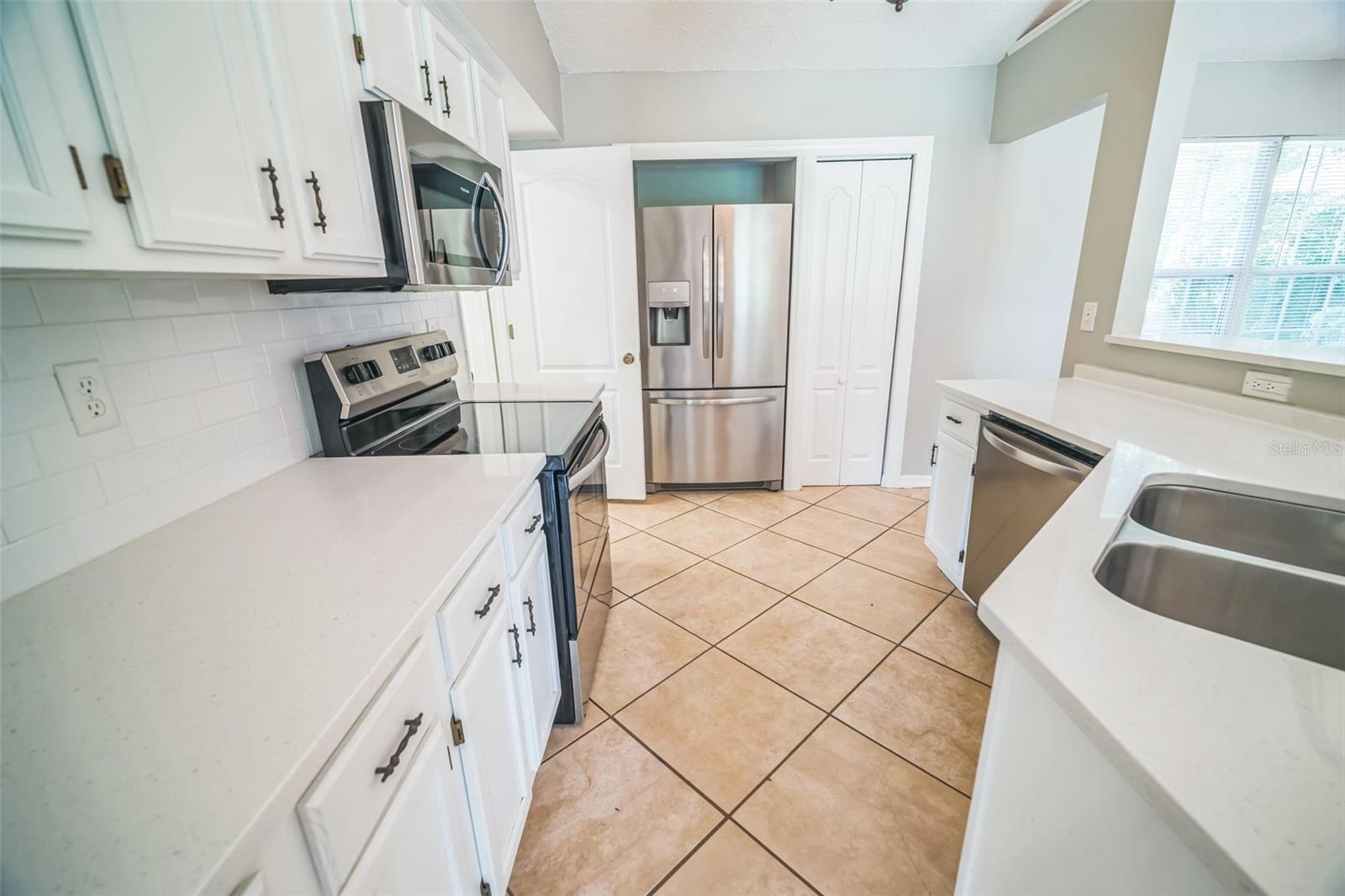Image 8 of 30 For 4024 White Pine Lane
