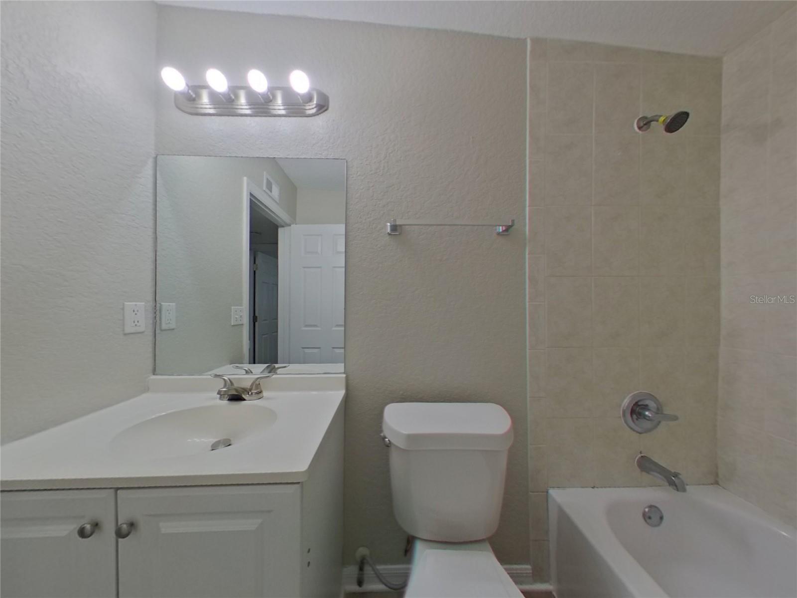 Image 20 of 21 For 2160 Alemanda Drive