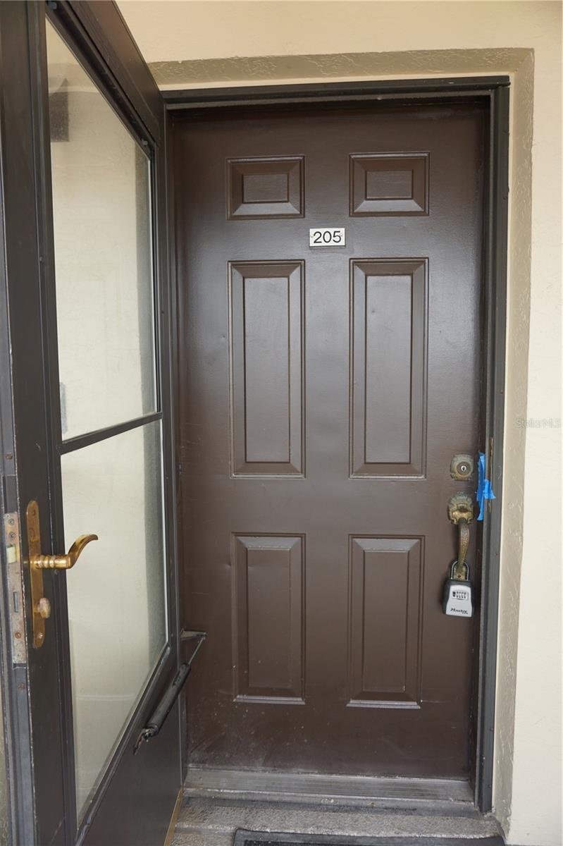 Image 3 of 6 For 103 1st Street E 205