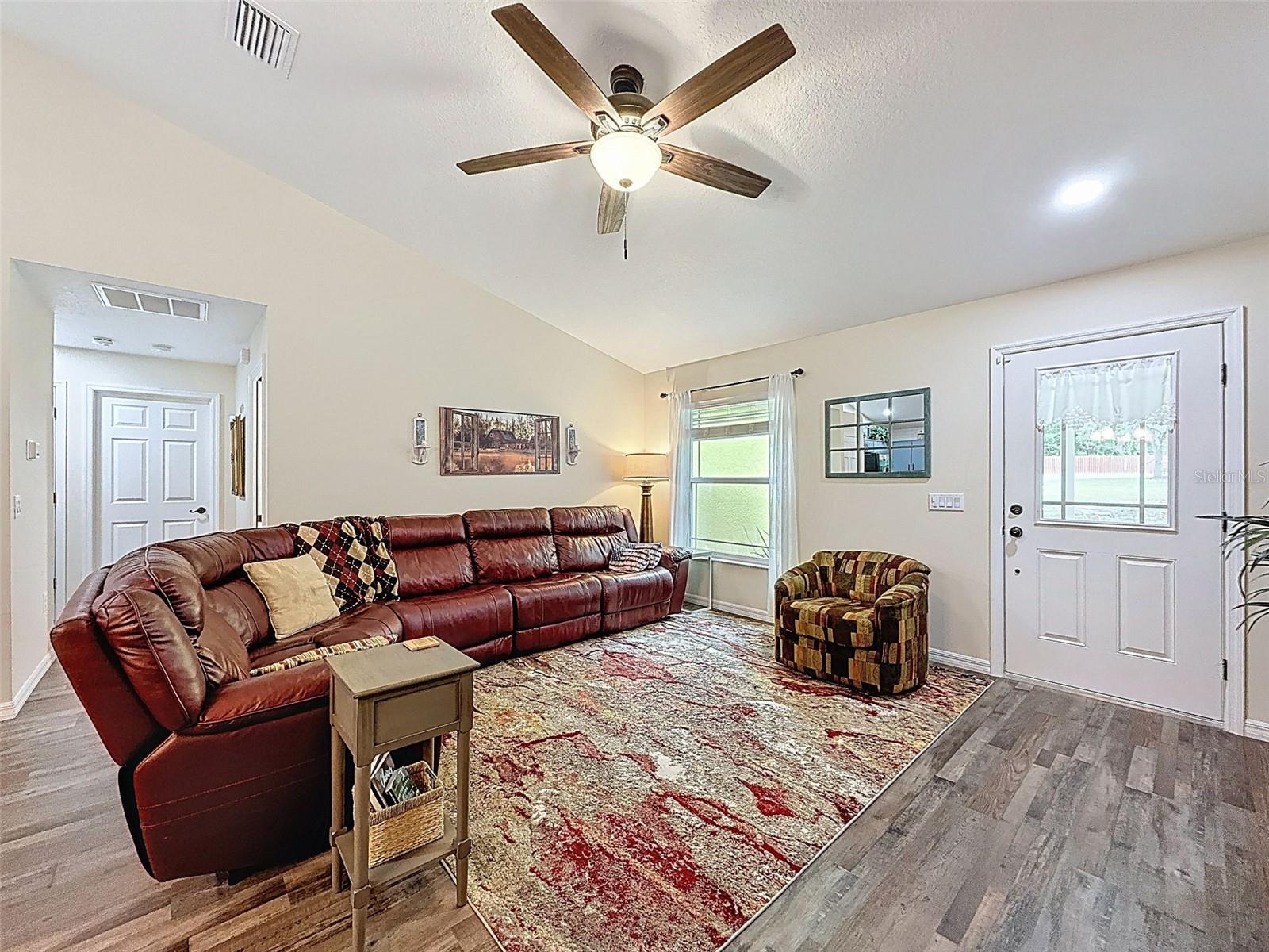 Image 12 of 69 For 14056 Tayco Drive