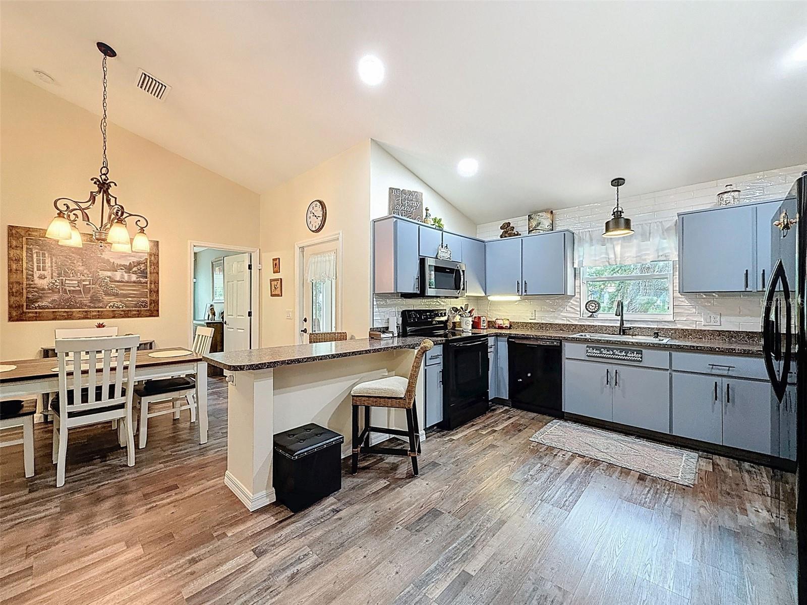 Image 15 of 69 For 14056 Tayco Drive