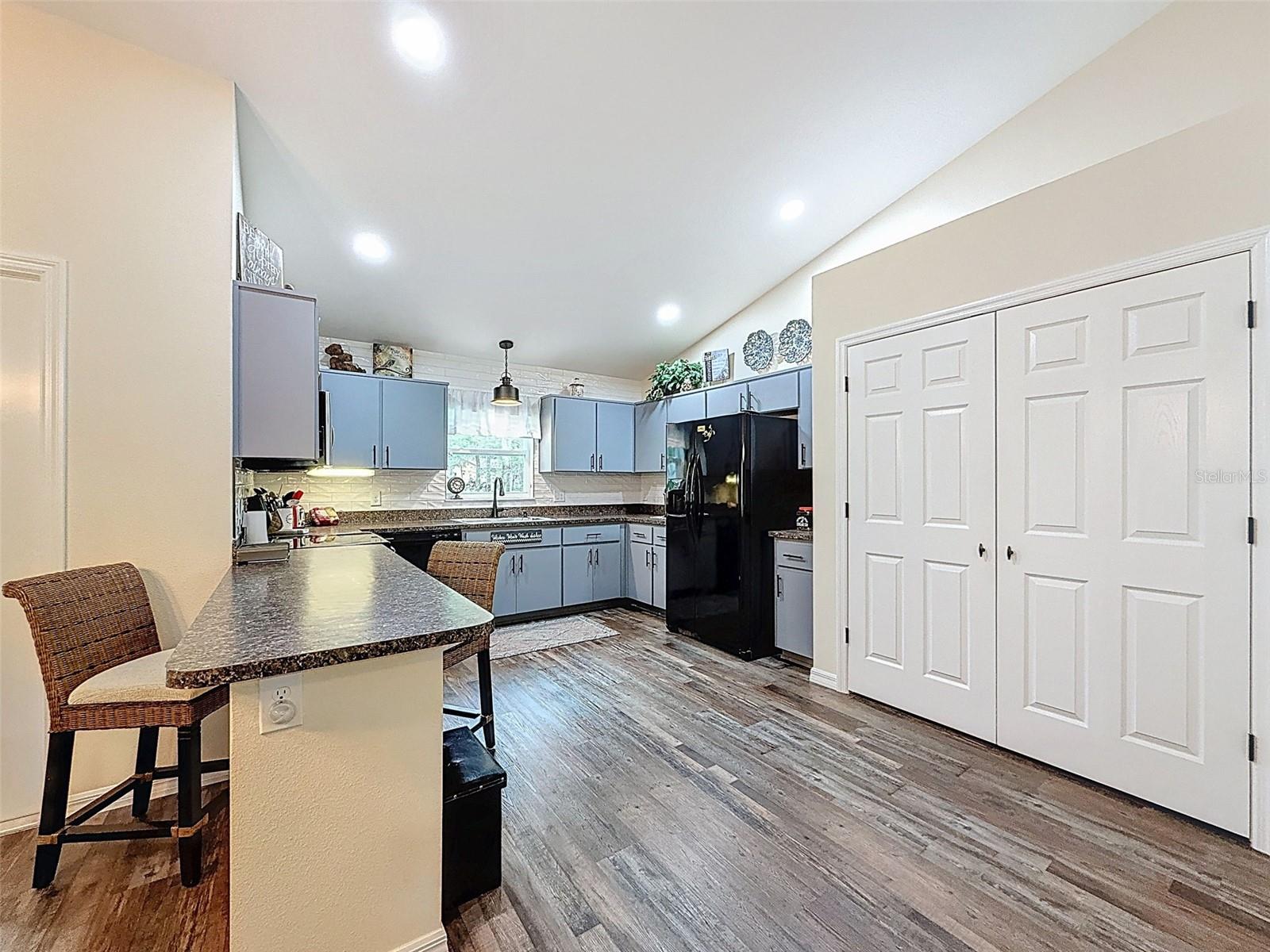 Image 17 of 69 For 14056 Tayco Drive