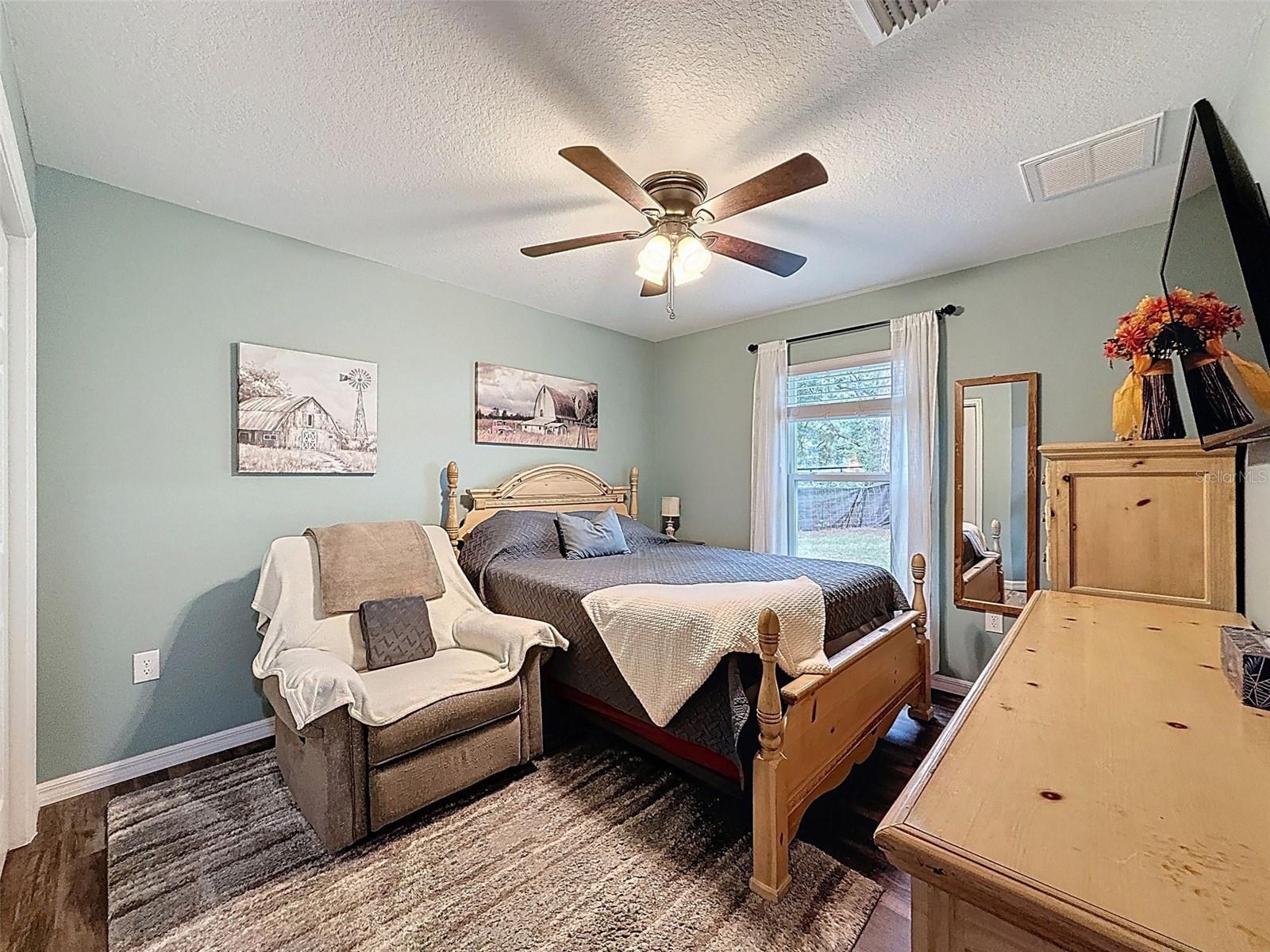 Image 32 of 69 For 14056 Tayco Drive