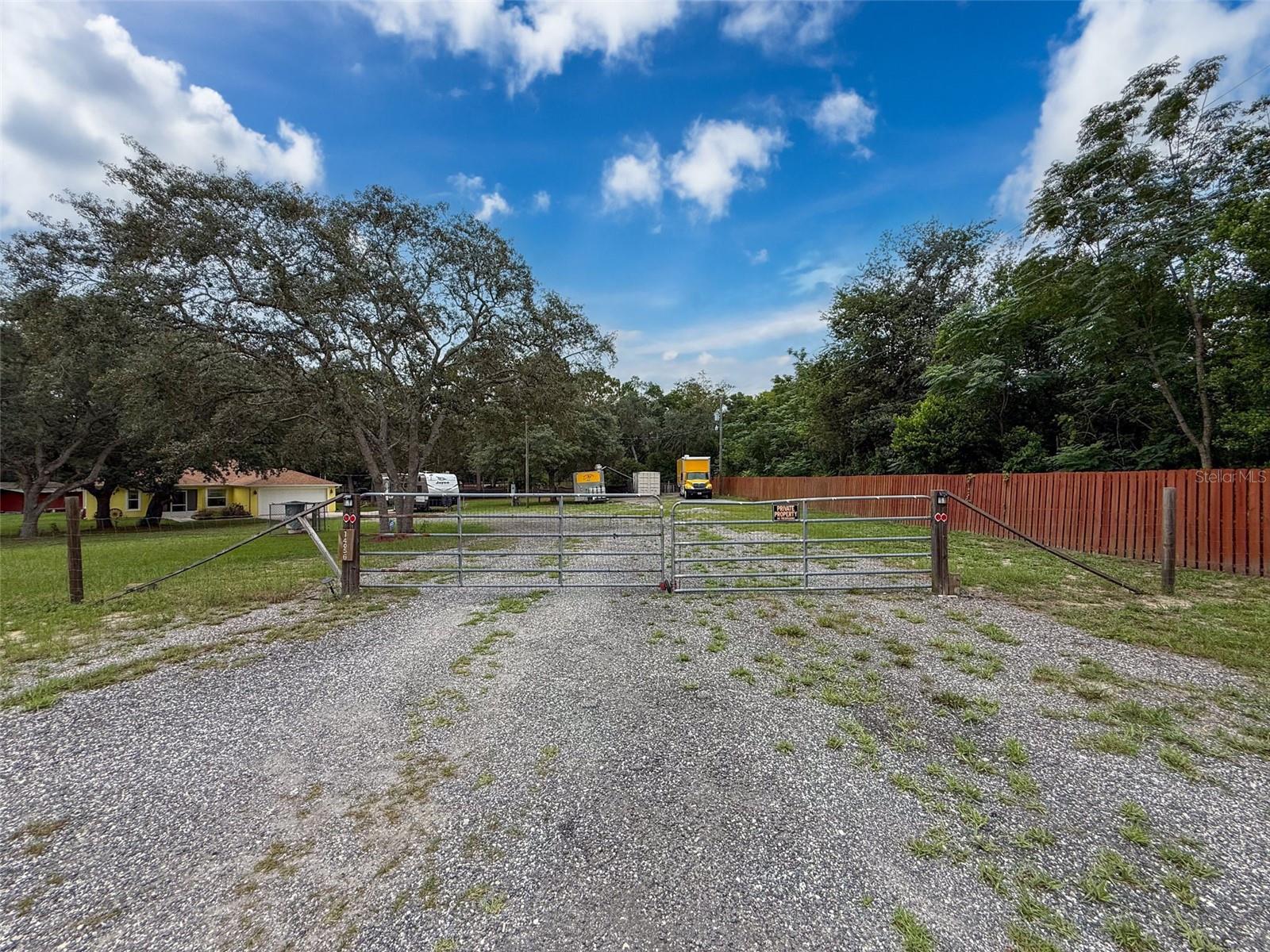 Image 6 of 69 For 14056 Tayco Drive