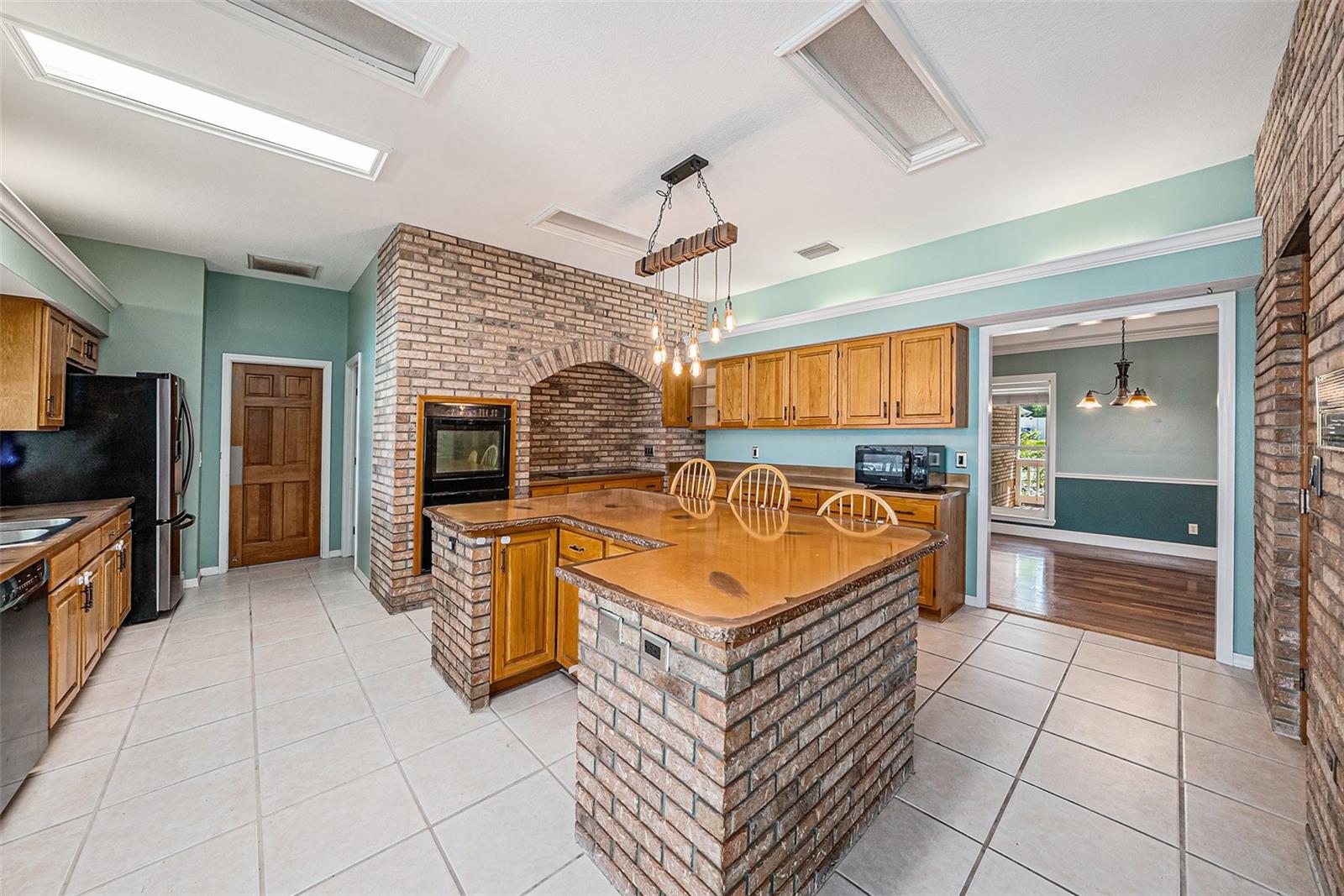 Image 10 of 36 For 3018 Colonial Ridge Drive