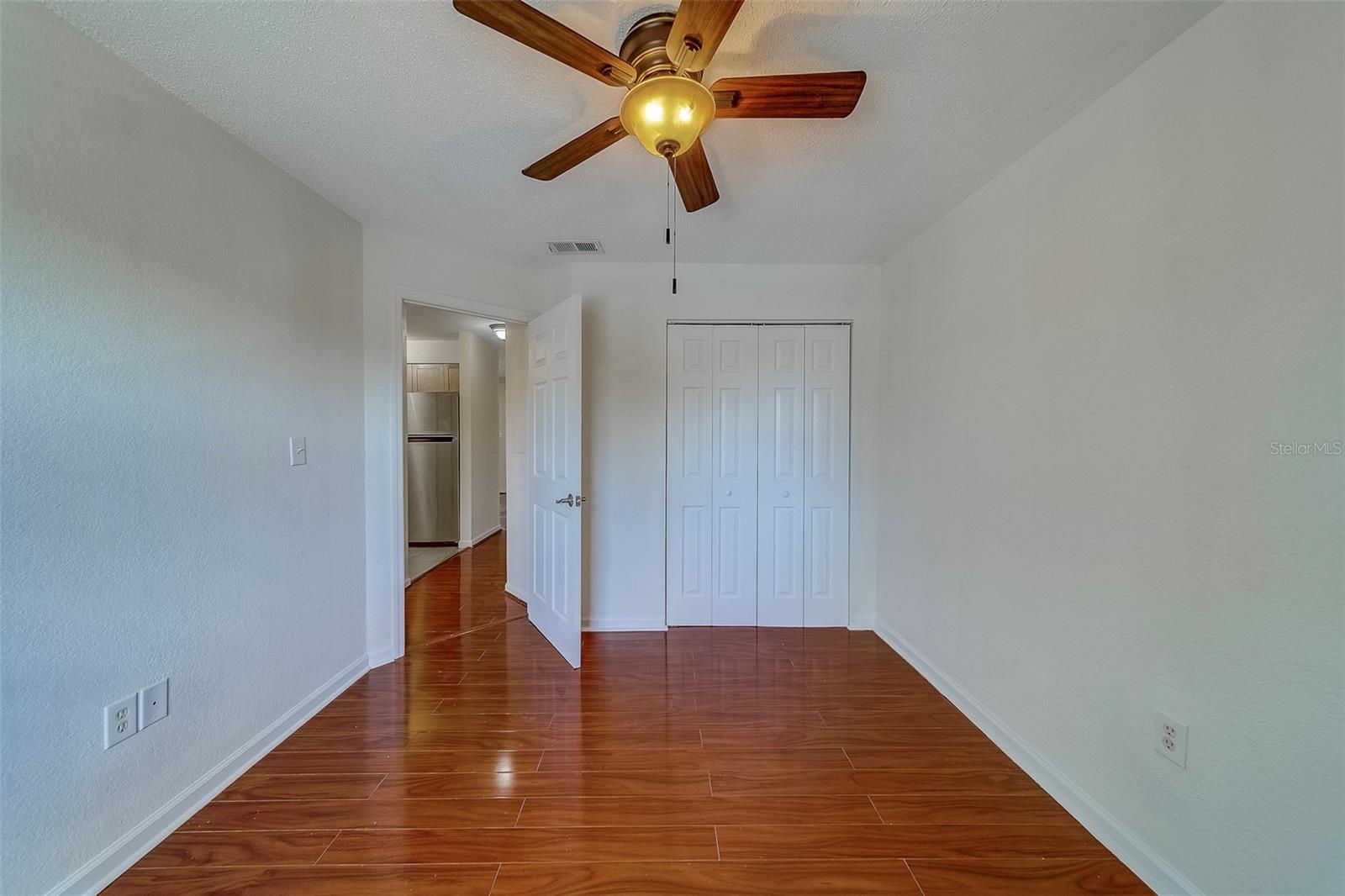 Image 17 of 39 For 10195 Sailwinds Boulevard N 202