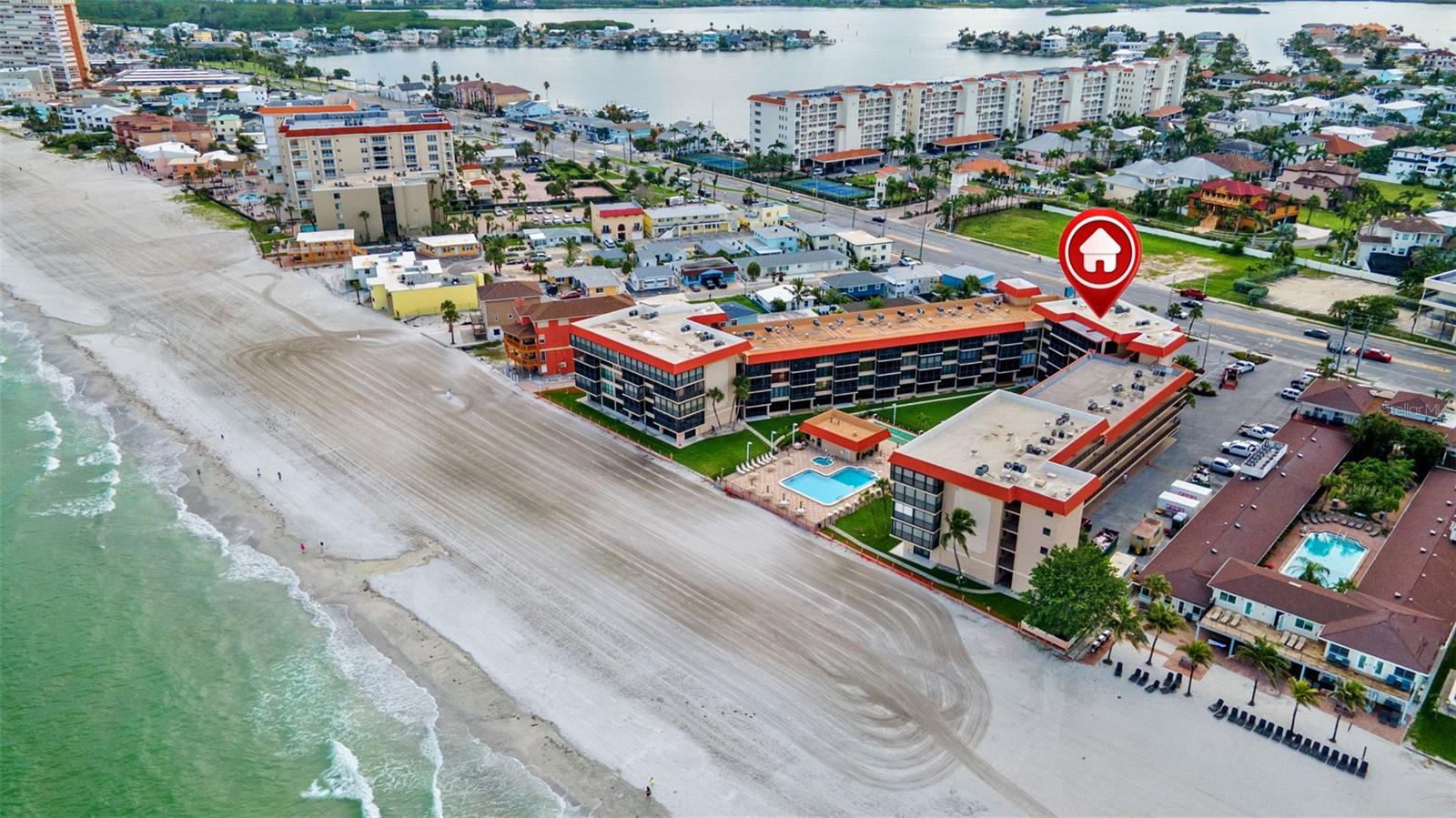 Image 34 of 45 For 17580 Gulf Boulevard 401