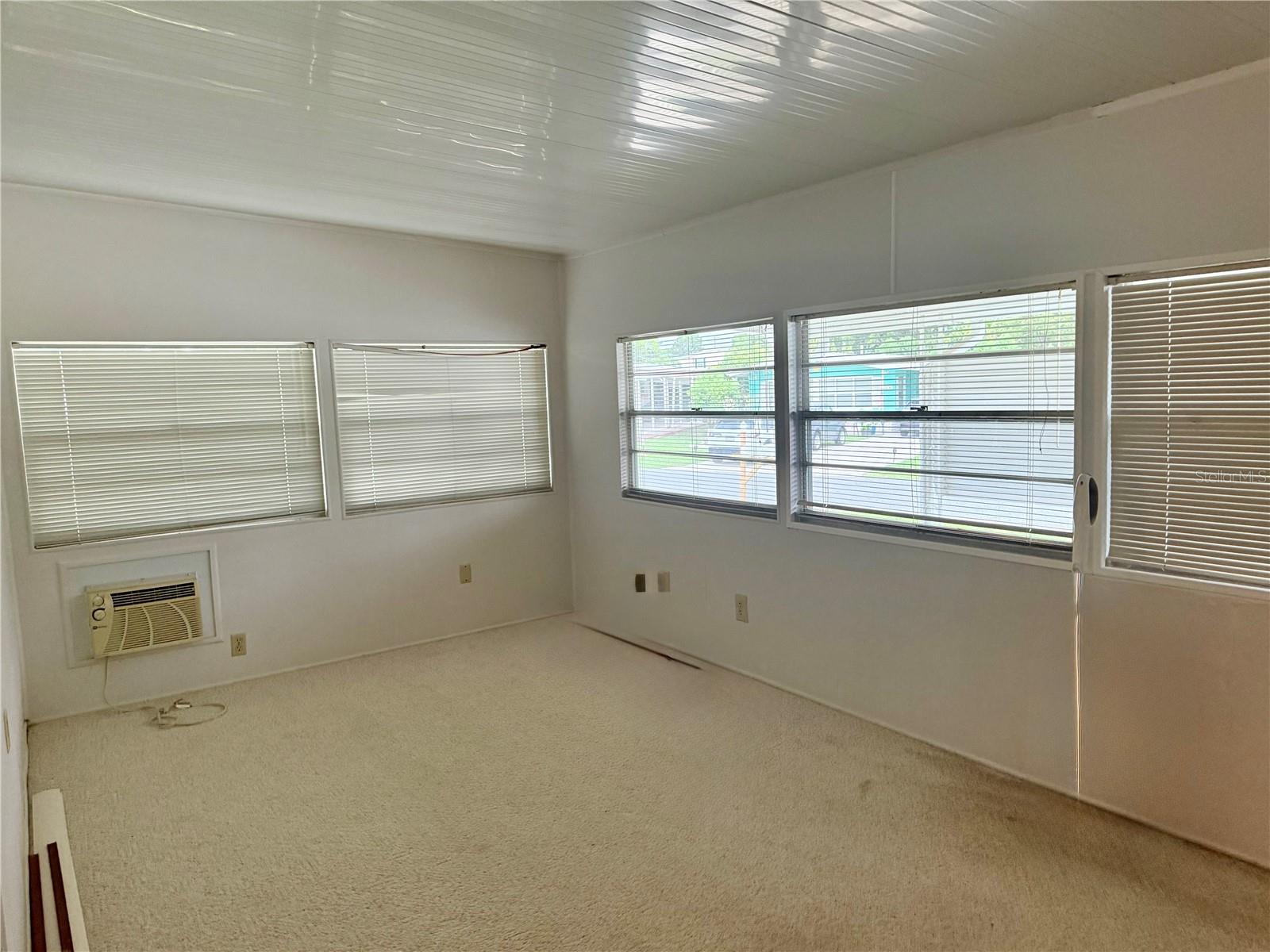 Image 13 of 29 For 12095 Club House Drive