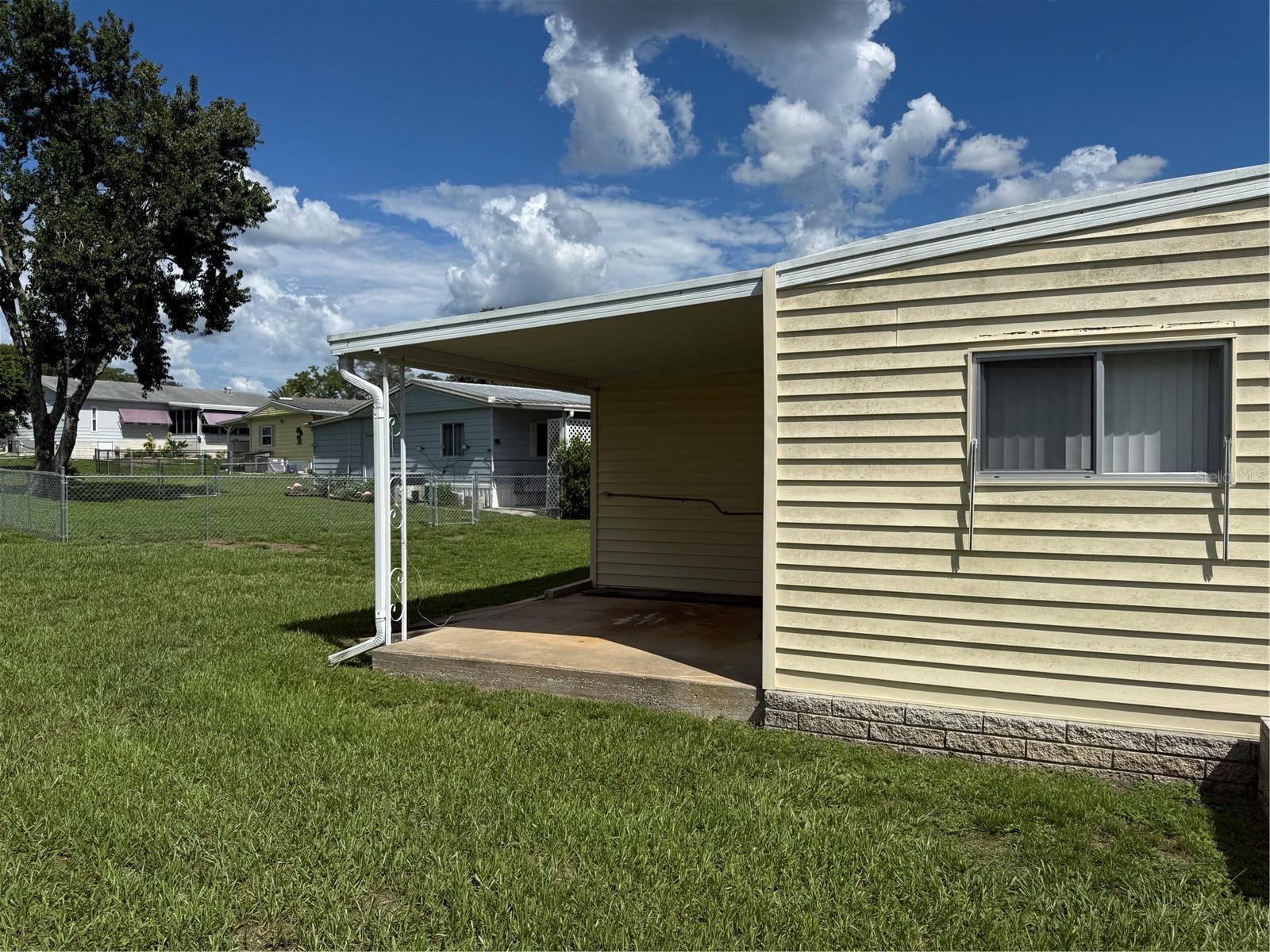 Image 4 of 29 For 12095 Club House Drive