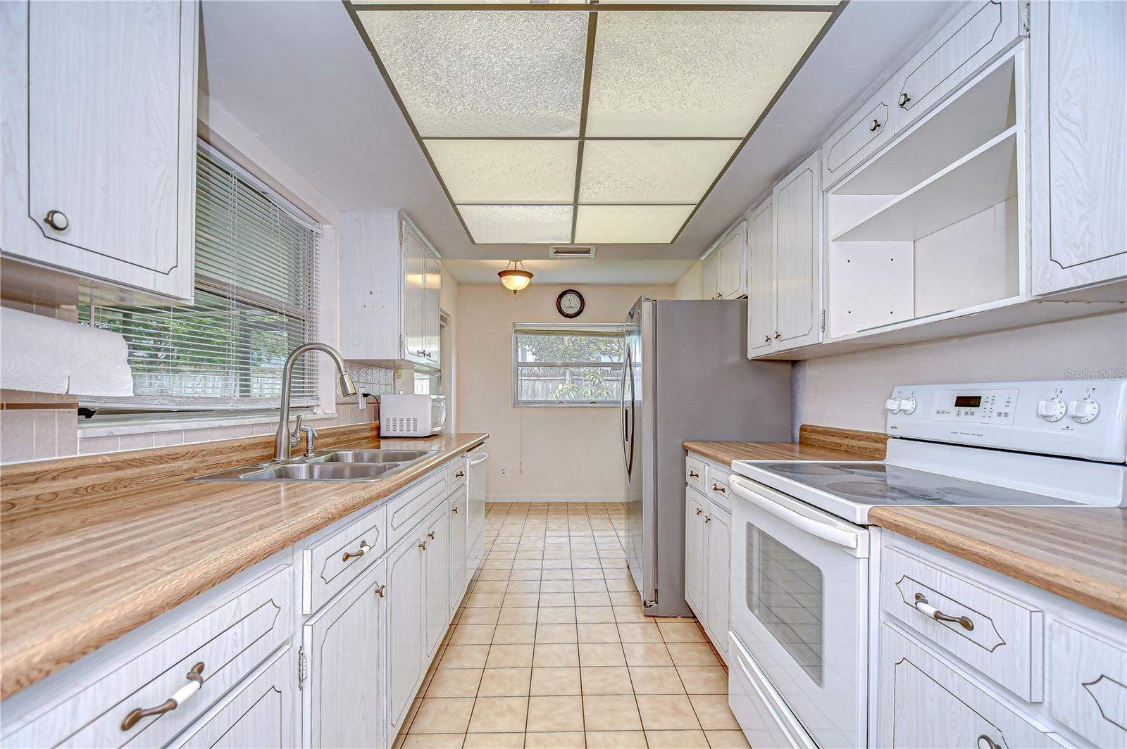 Image 3 of 33 For 1633 Braund Avenue