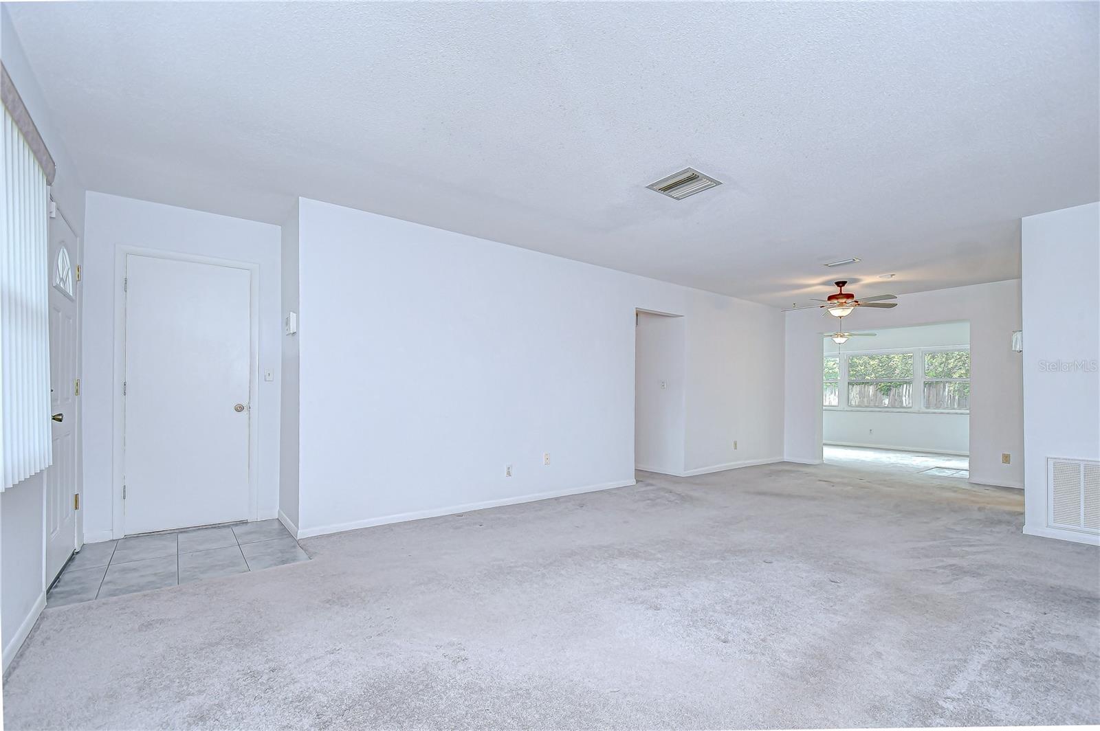 Image 7 of 33 For 1633 Braund Avenue