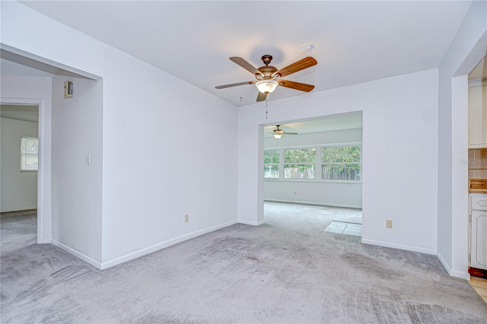 Image 8 of 33 For 1633 Braund Avenue