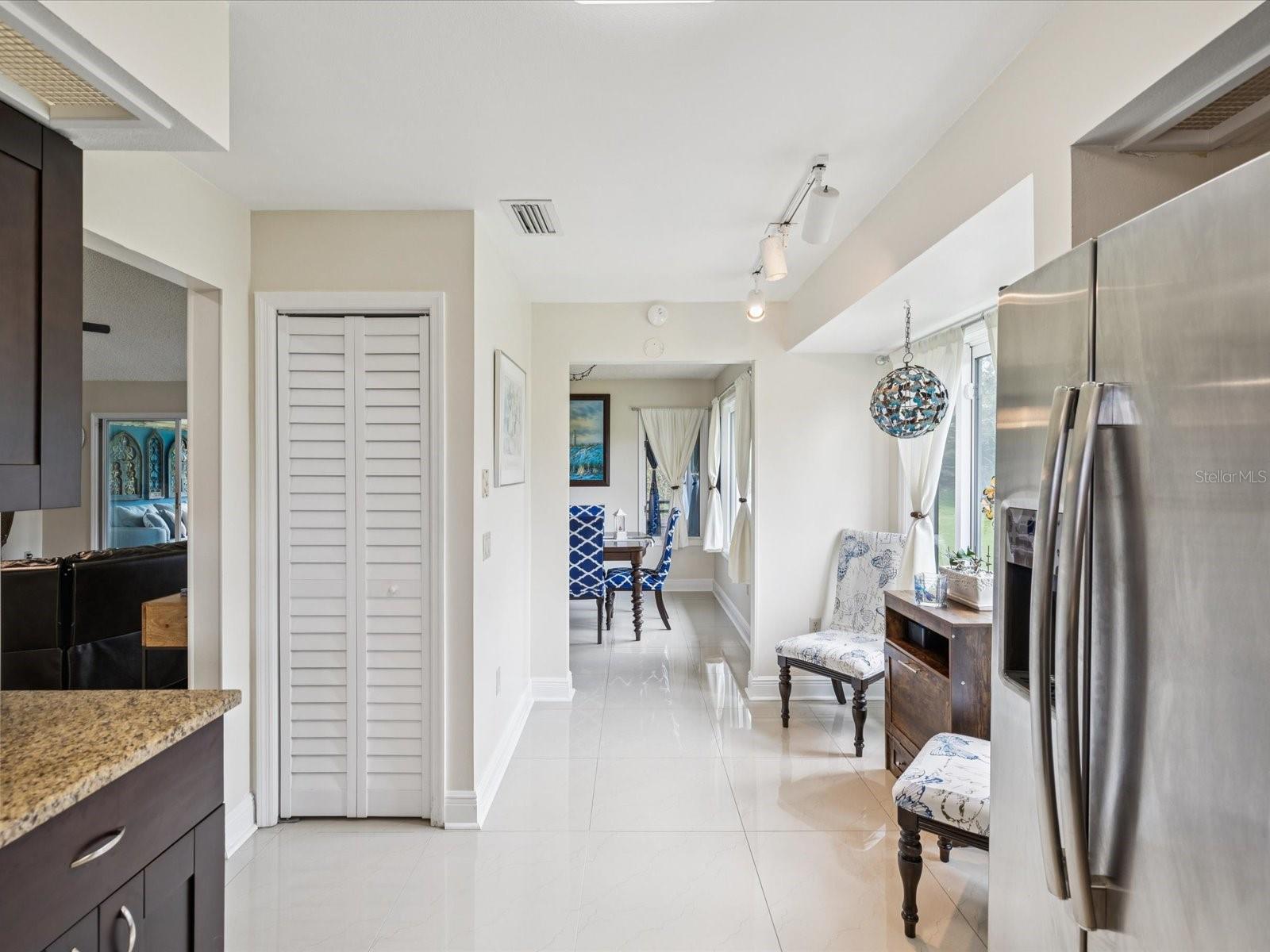 Image 10 of 61 For 1007 Lake Avoca Drive