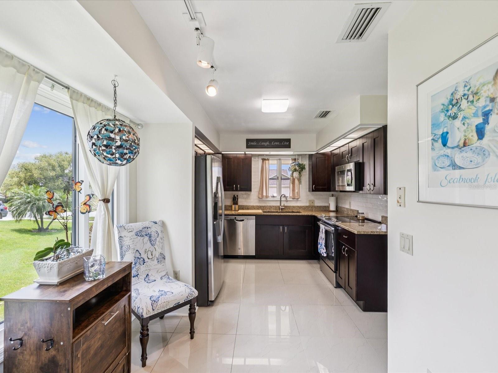 Image 12 of 61 For 1007 Lake Avoca Drive