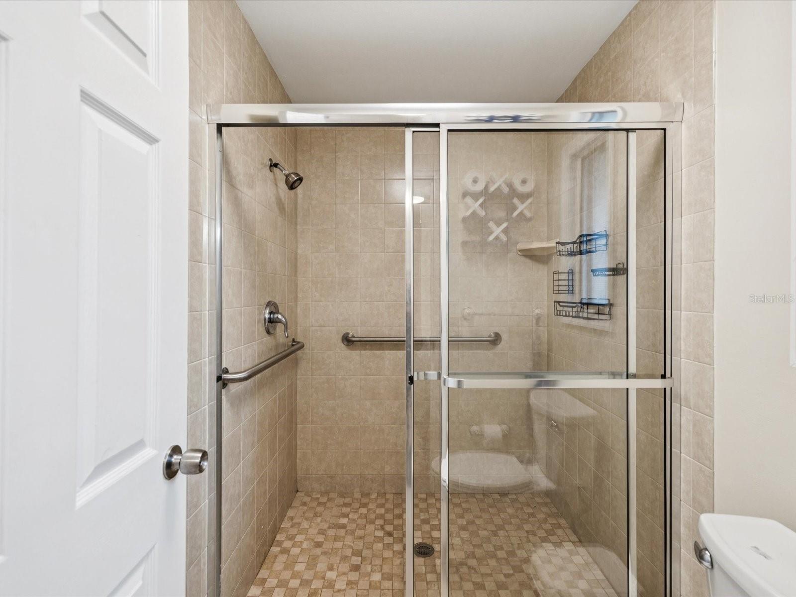 Image 17 of 61 For 1007 Lake Avoca Drive