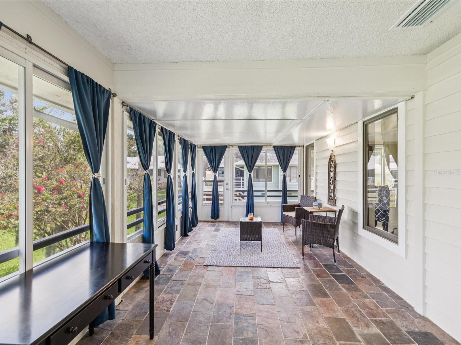 Image 24 of 61 For 1007 Lake Avoca Drive