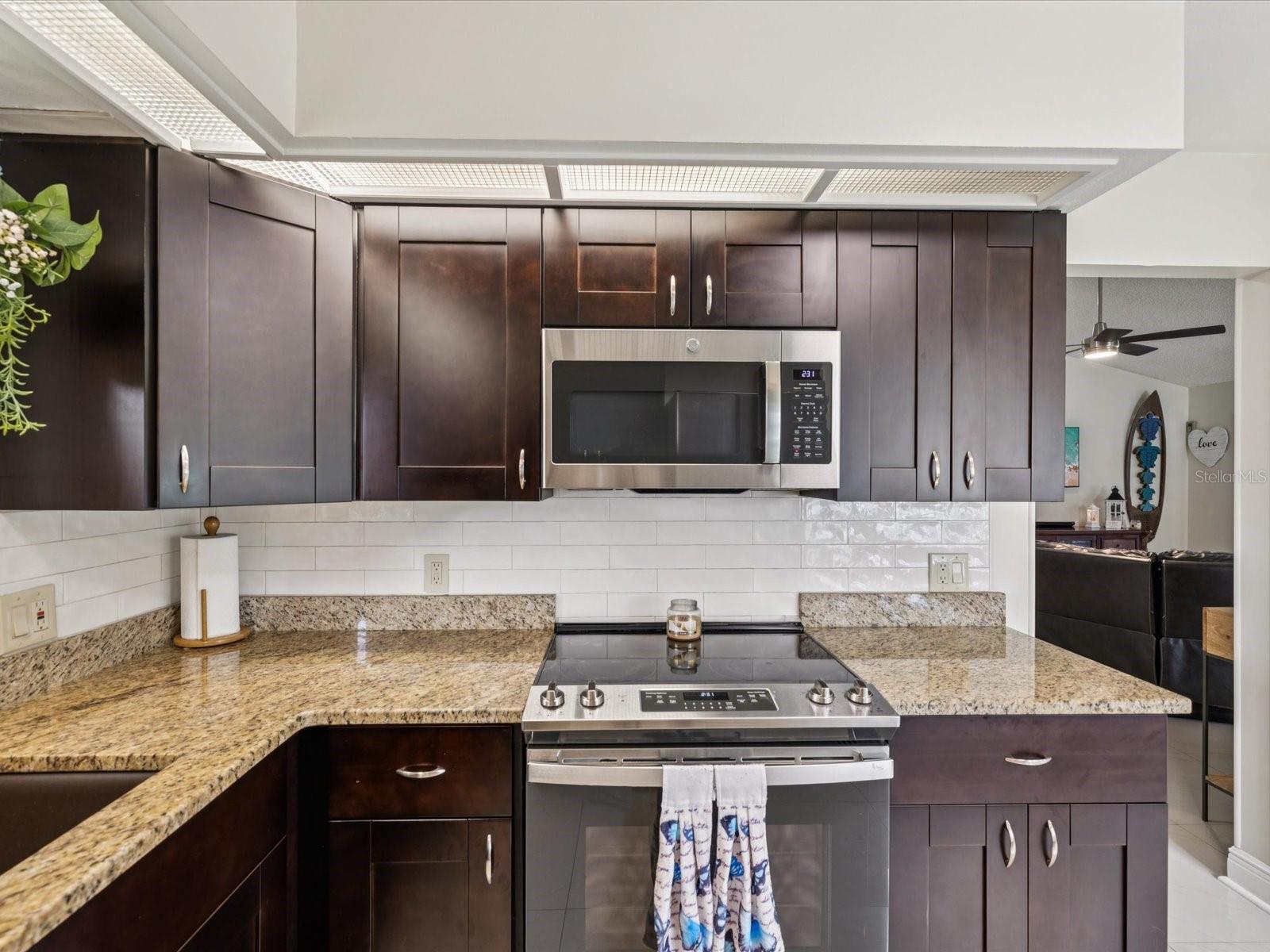 Image 9 of 61 For 1007 Lake Avoca Drive
