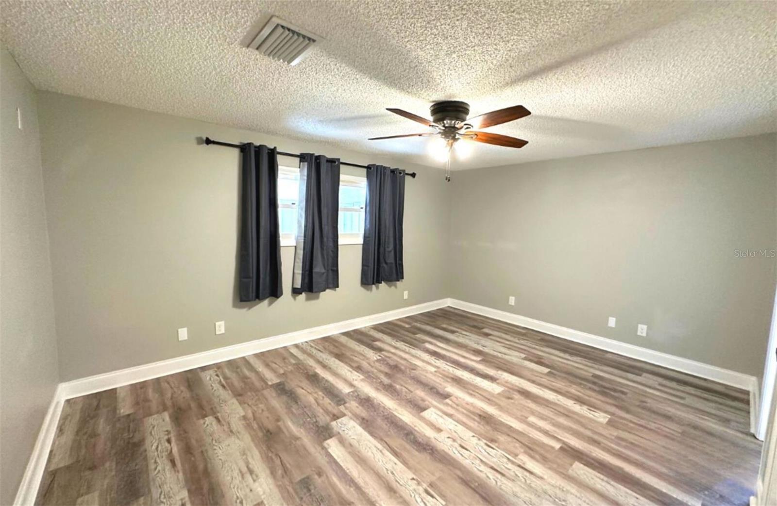 Image 11 of 18 For 7198 121st Way N