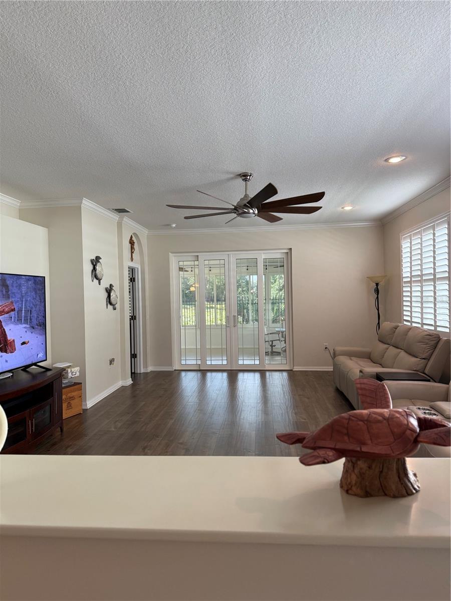 Image 5 of 14 For 21004 Tangor Road