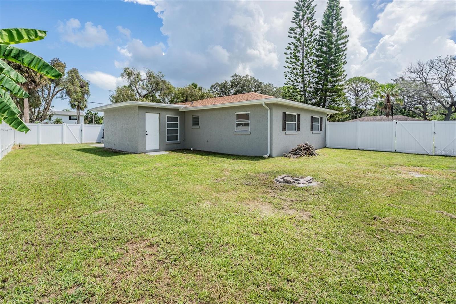 Image 4 of 34 For 7205 Morningstar Lane