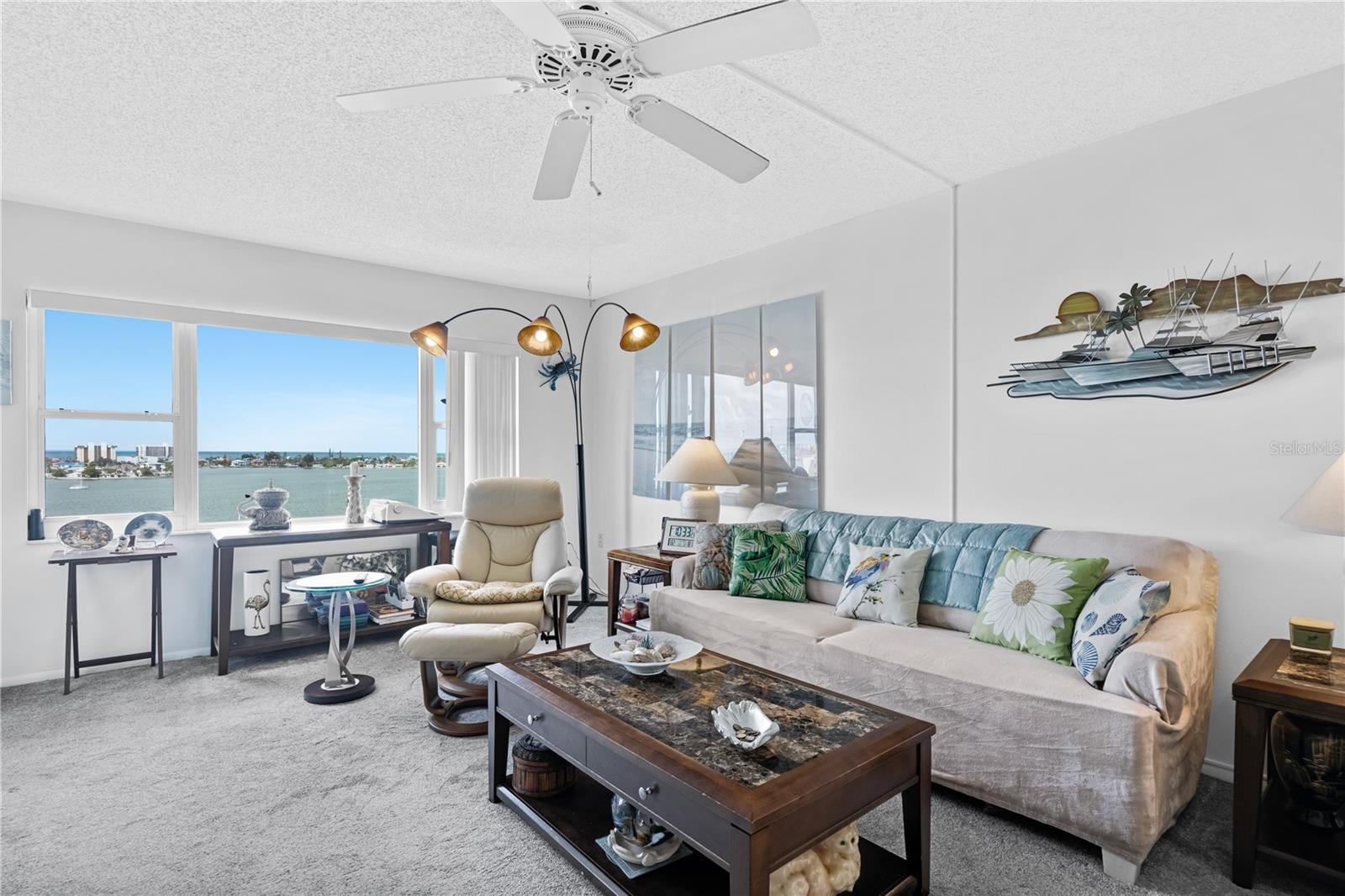 Image 14 of 47 For 4525 Cove Circle 1002