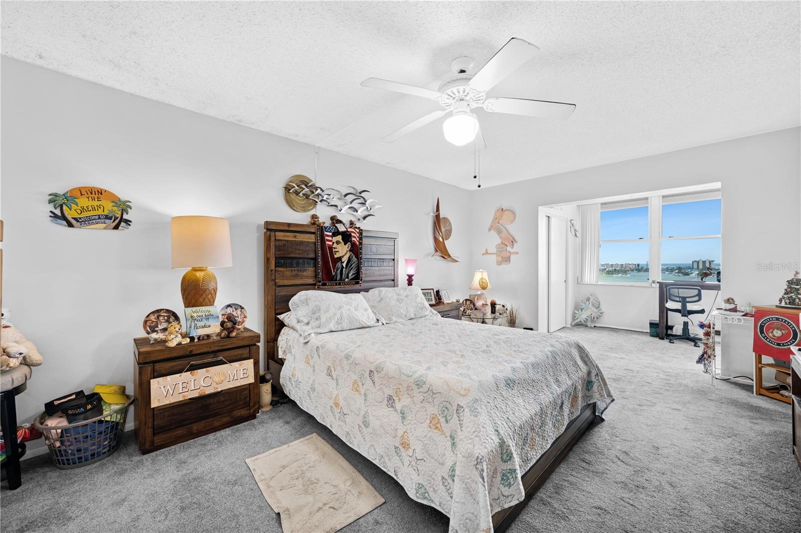 Image 18 of 47 For 4525 Cove Circle 1002