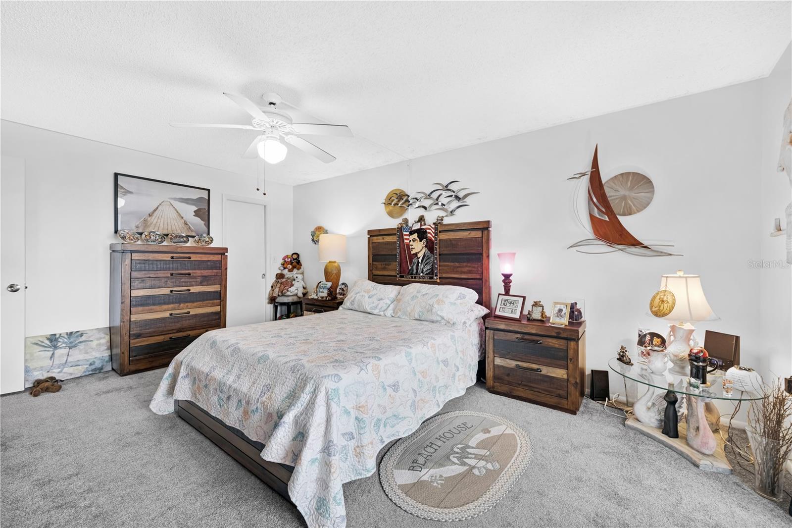 Image 19 of 47 For 4525 Cove Circle 1002