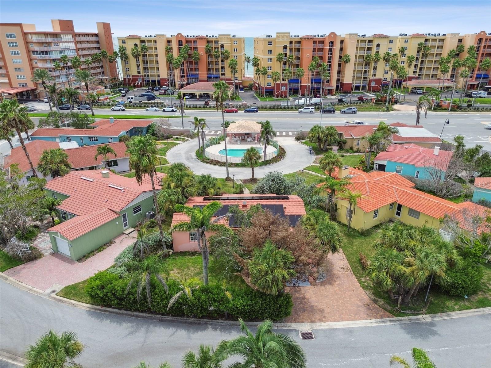 Image 2 of 70 For 16615 Gulf Boulevard