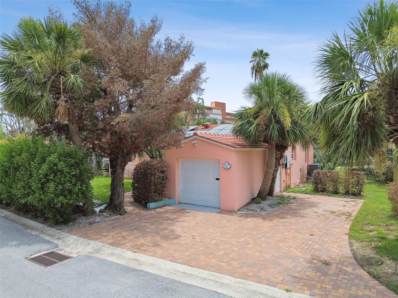 Image 3 of 70 For 16615 Gulf Boulevard