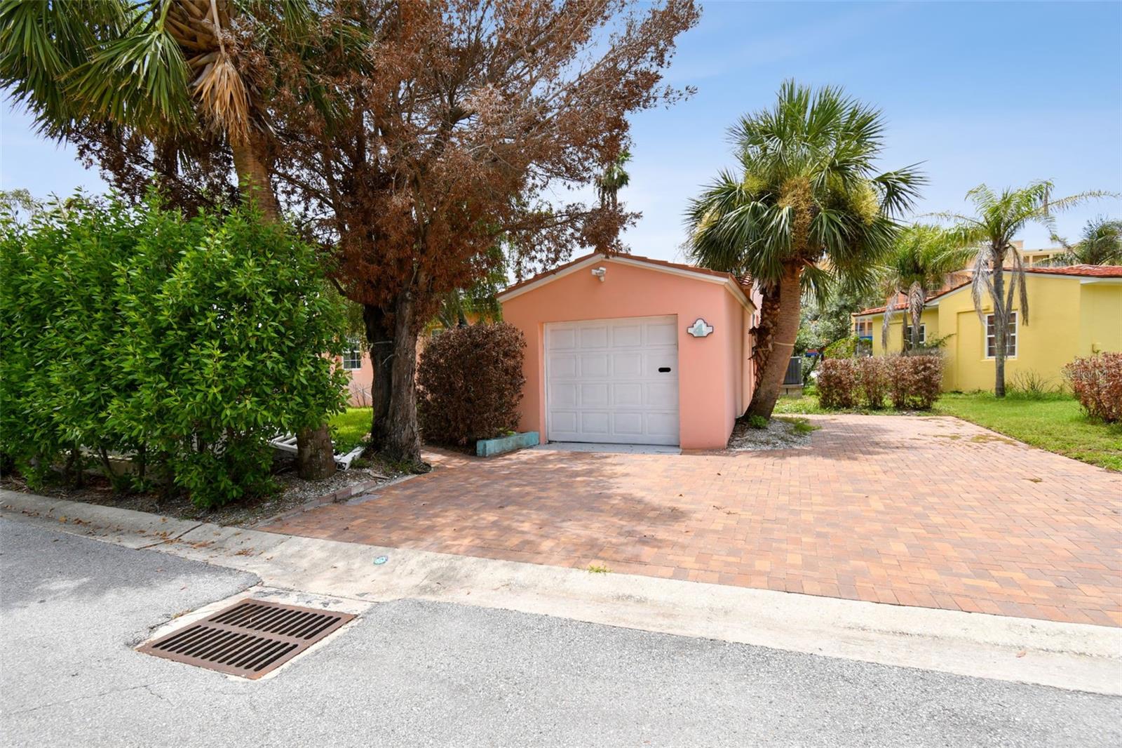 Image 31 of 70 For 16615 Gulf Boulevard