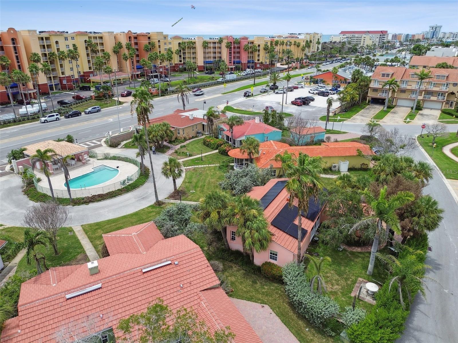 Image 36 of 70 For 16615 Gulf Boulevard