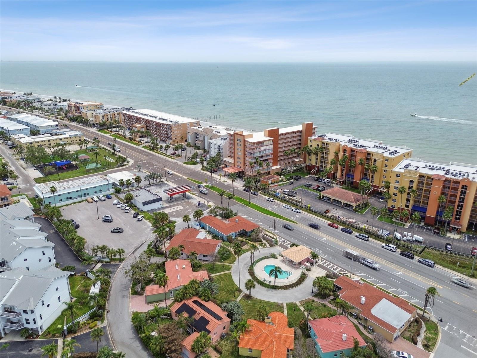 Image 38 of 70 For 16615 Gulf Boulevard