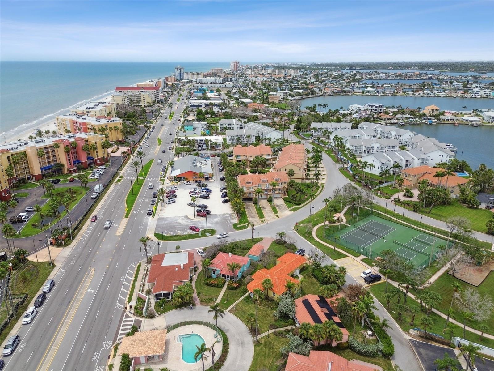 Image 40 of 70 For 16615 Gulf Boulevard