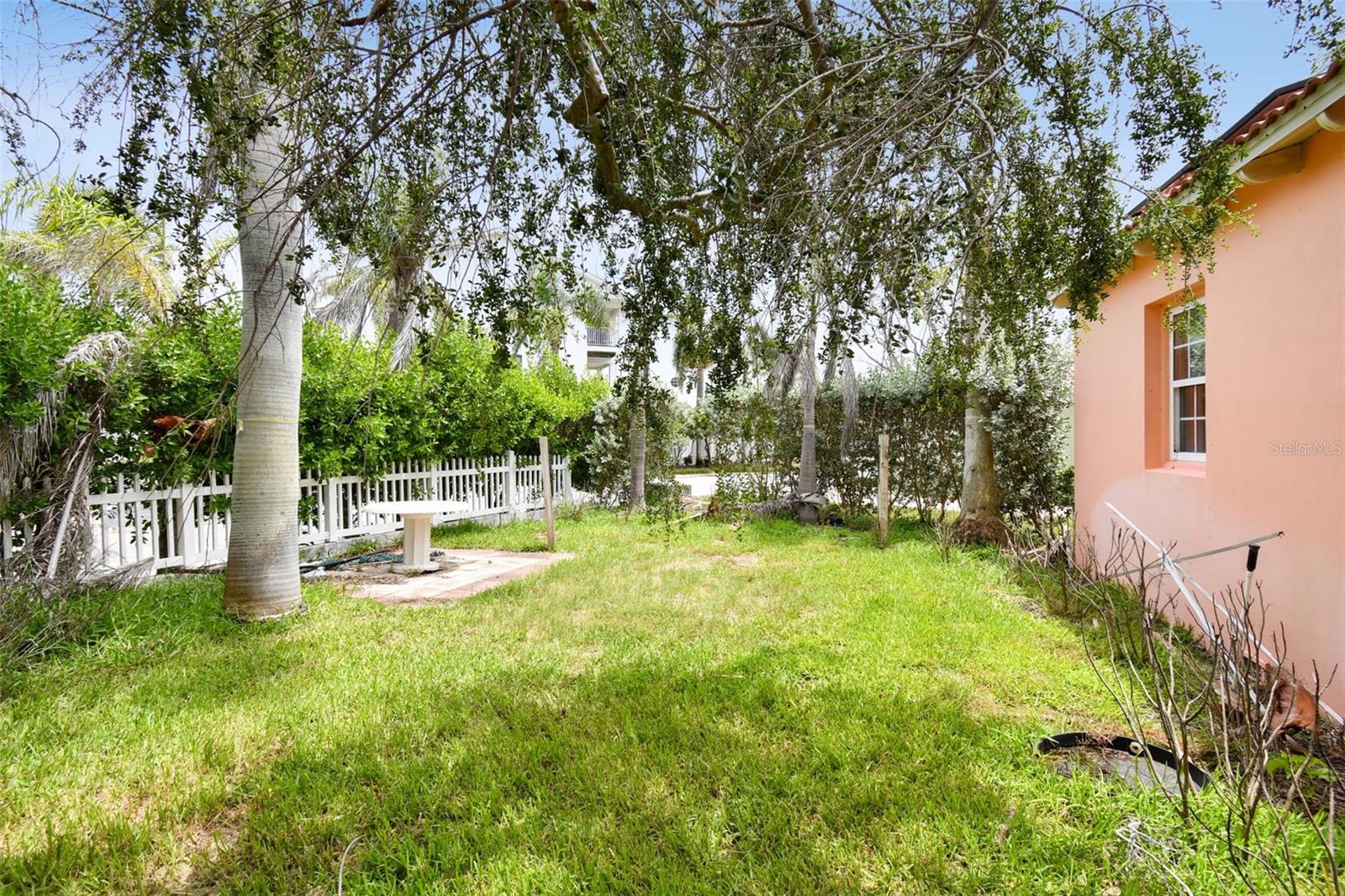 Image 46 of 70 For 16615 Gulf Boulevard