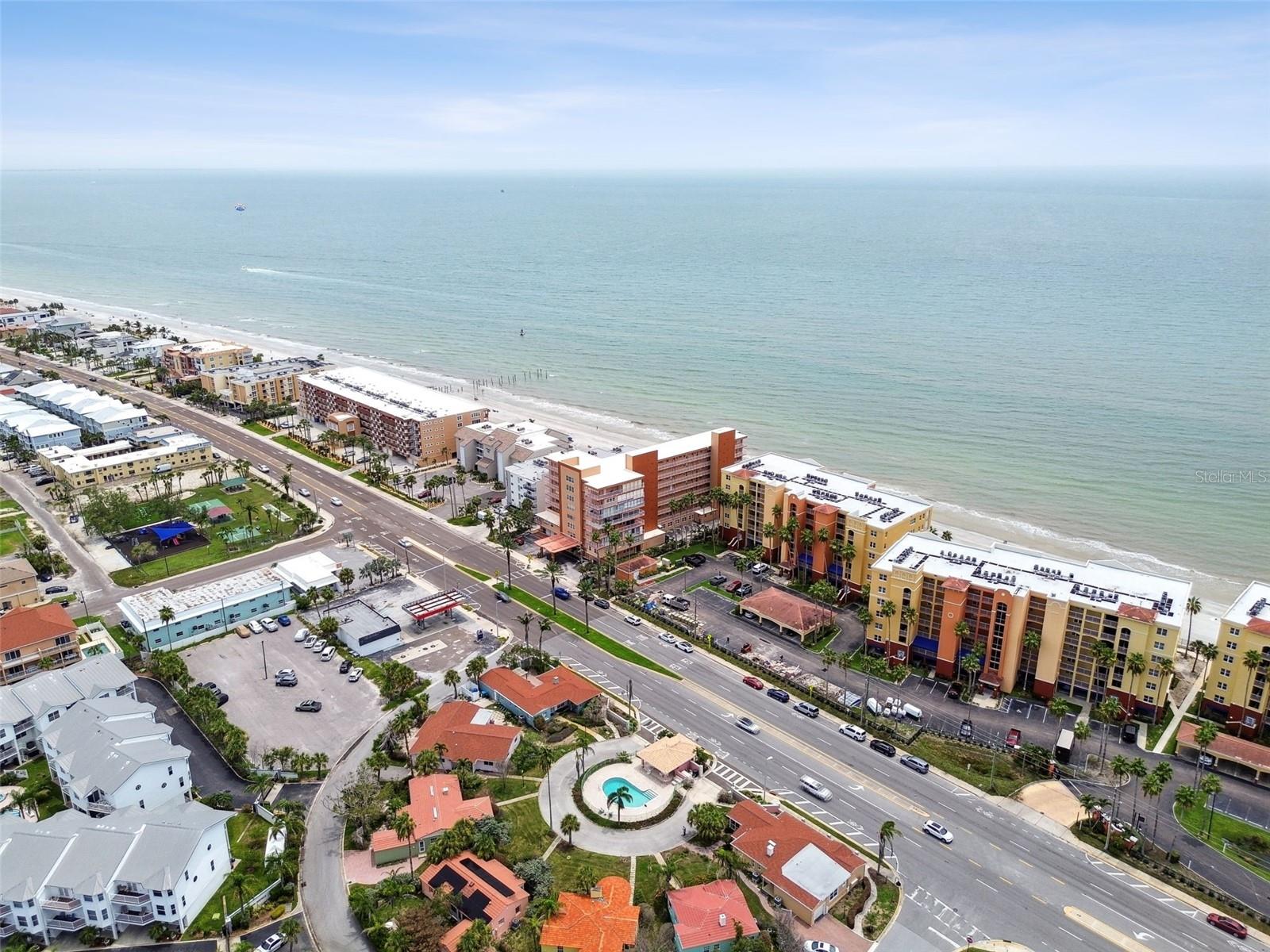 Image 62 of 70 For 16615 Gulf Boulevard