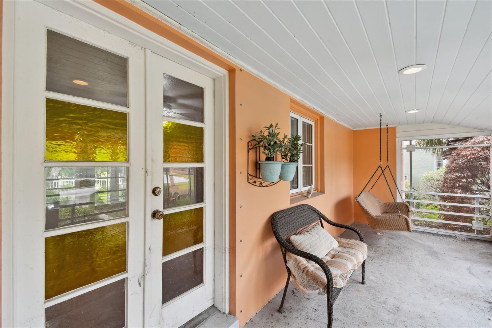 Image 9 of 70 For 16615 Gulf Boulevard