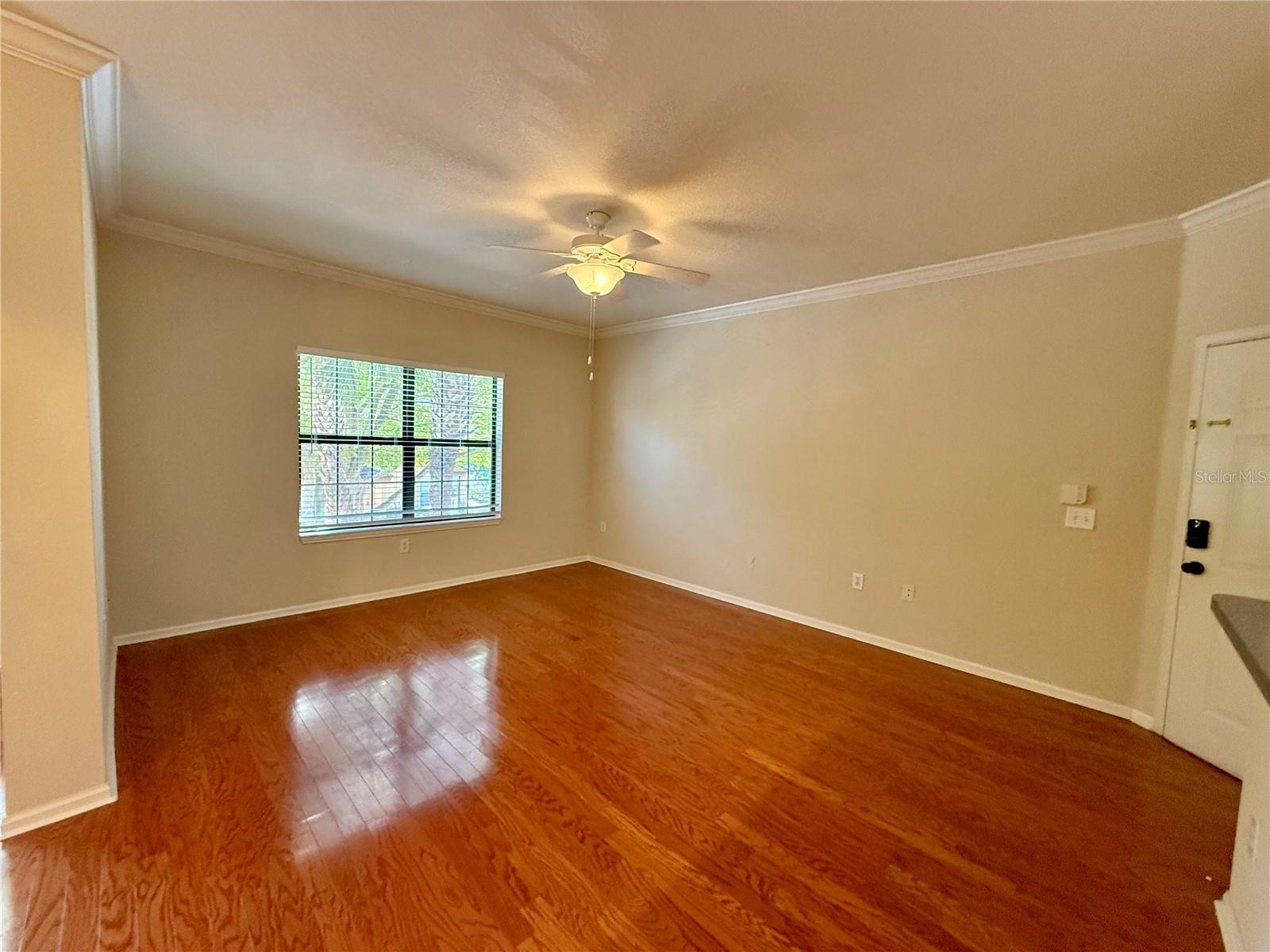 Image 6 of 17 For 2141 Portofino Place 2823