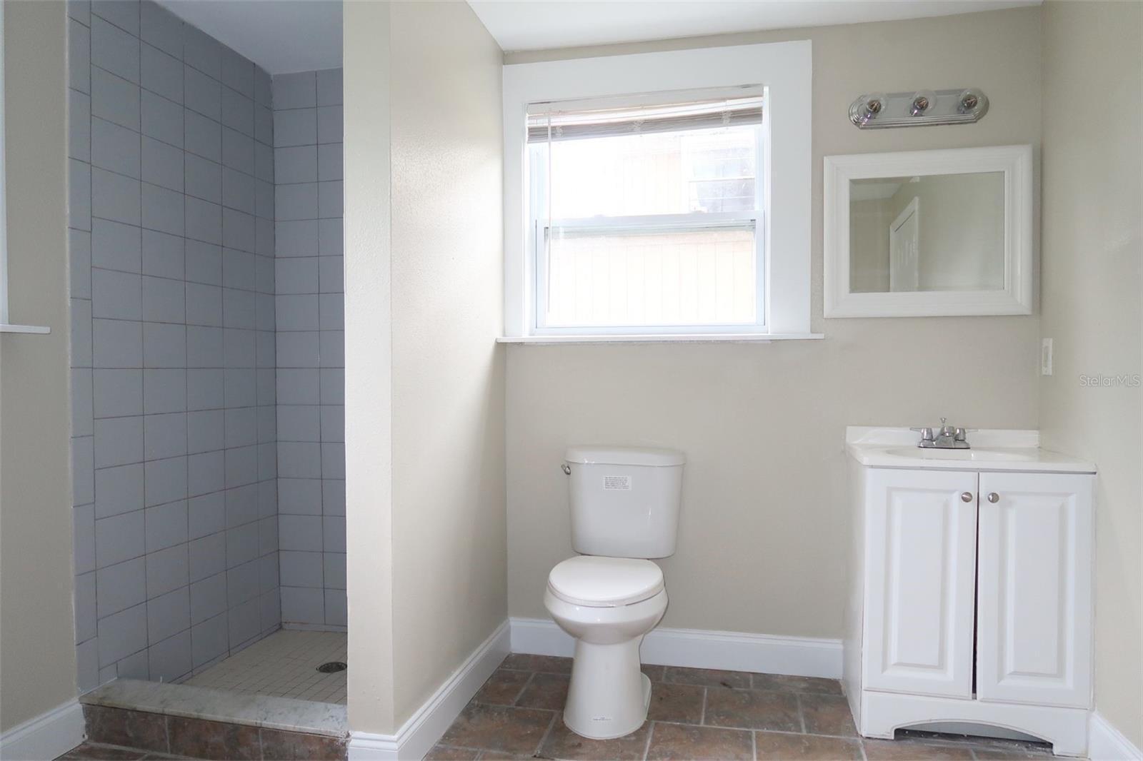 Image 20 of 20 For 807 4th Avenue Sw