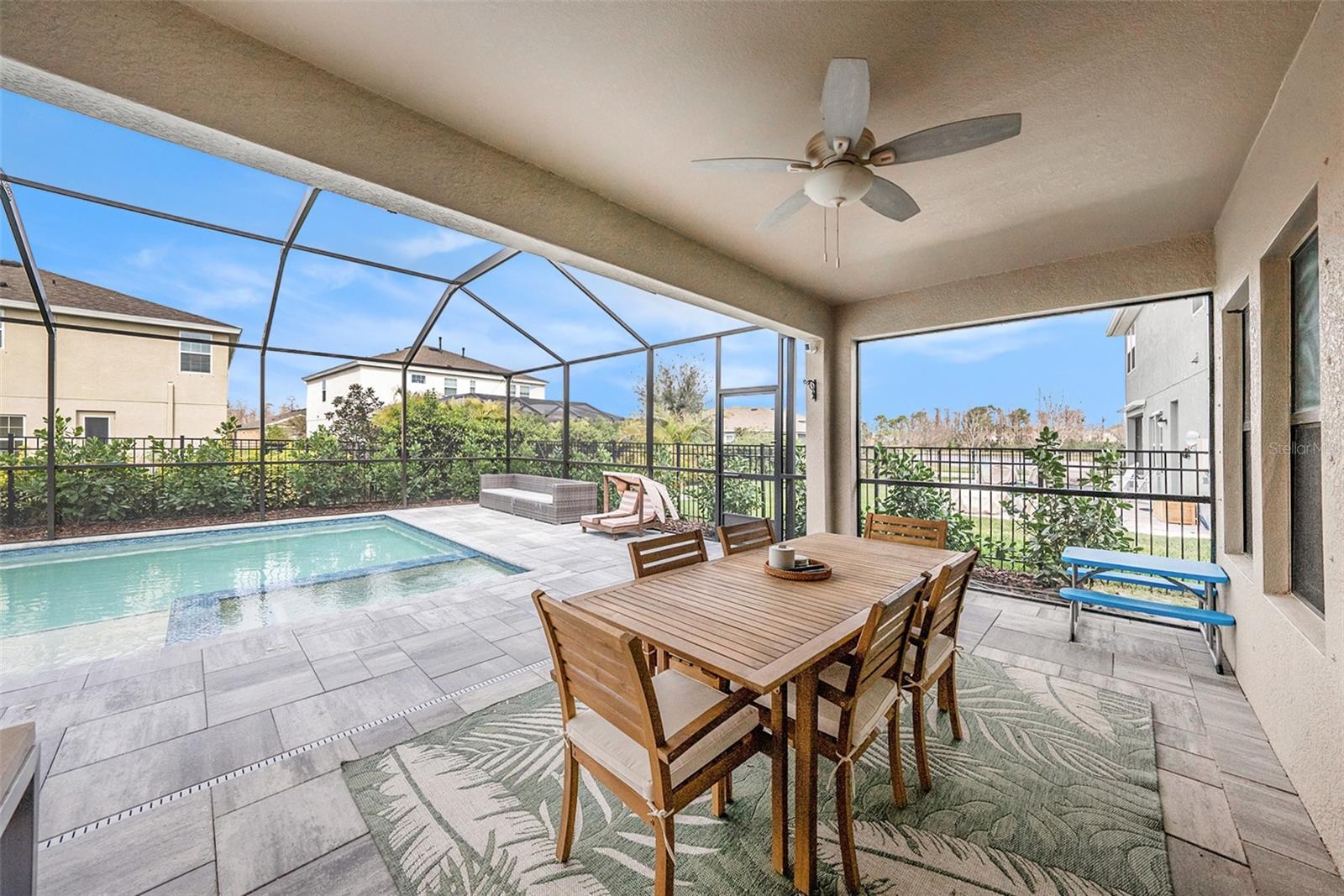 Listing photo id 21 for 4016 Cadence Loop