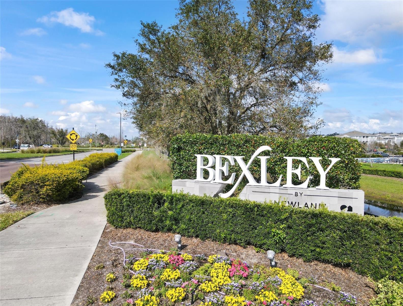 Listing photo id 24 for 4016 Cadence Loop