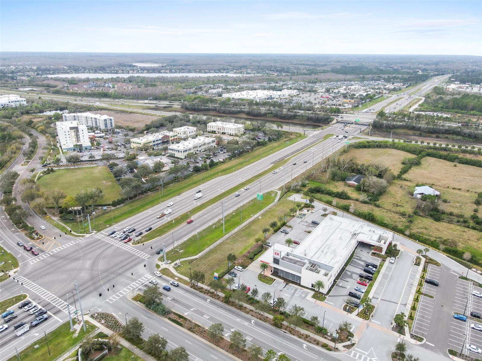Listing photo id 31 for 4016 Cadence Loop