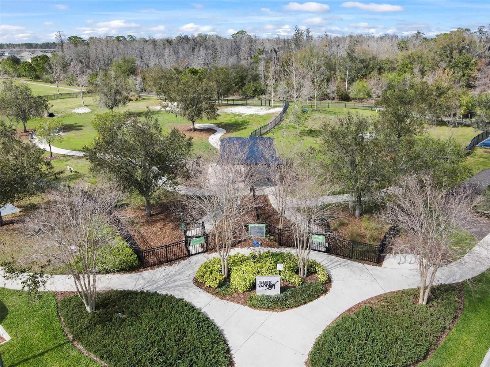 Listing photo id 32 for 4016 Cadence Loop